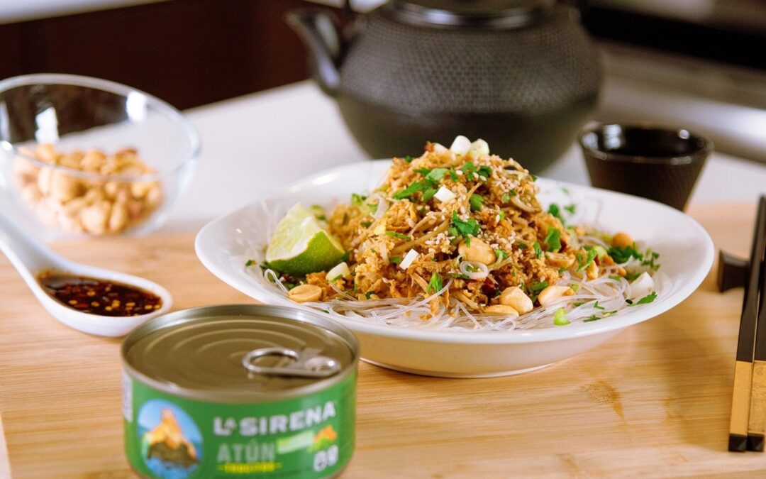 Pad Thai de atún