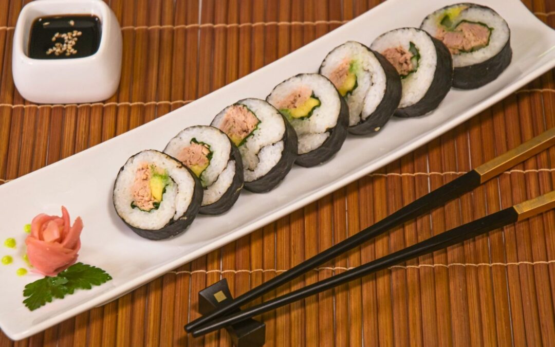 Sushi de atún